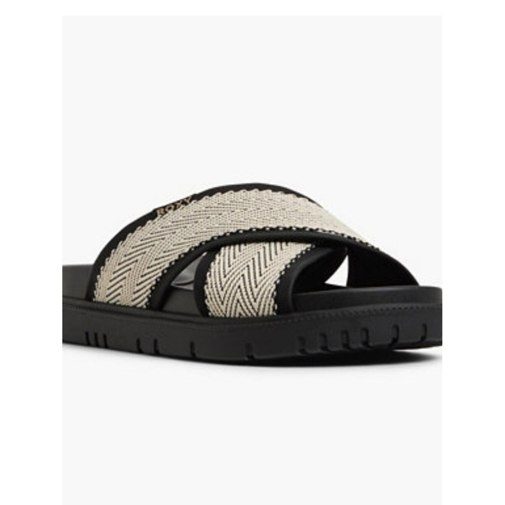 Roxy Capri Round Toe Flat Sandals